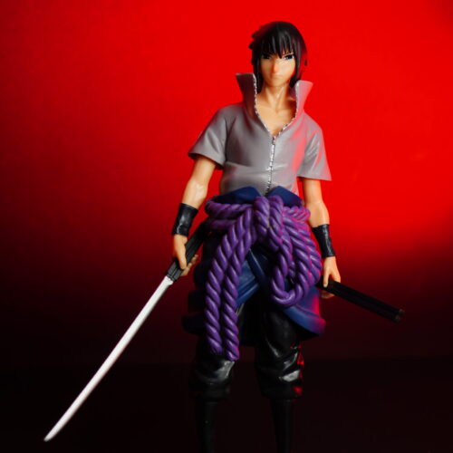 Sasuke Uchicha standing (25 cm)